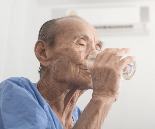 totalcare-health-help-fight-dehydration-seniors